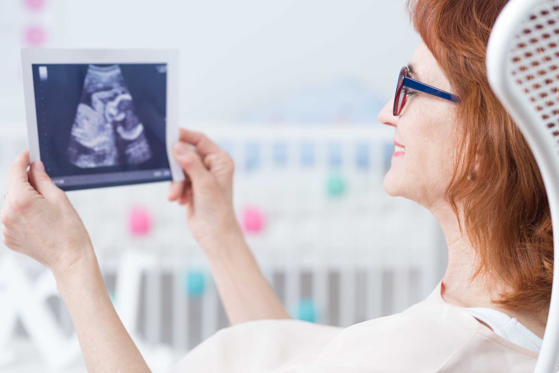 Badanie połówkowe w ciąży. Kiedy przeprowadzić i jak się do niego przygotować?